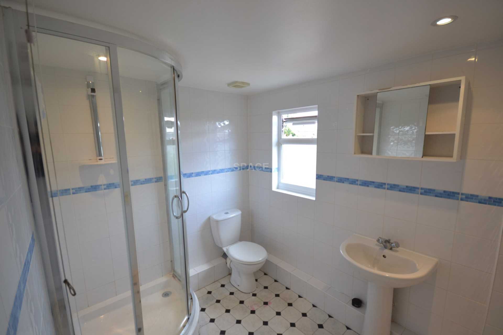 St Edwards Road, Earley, Reading, Berkshire, RG6 1NL, Image 4