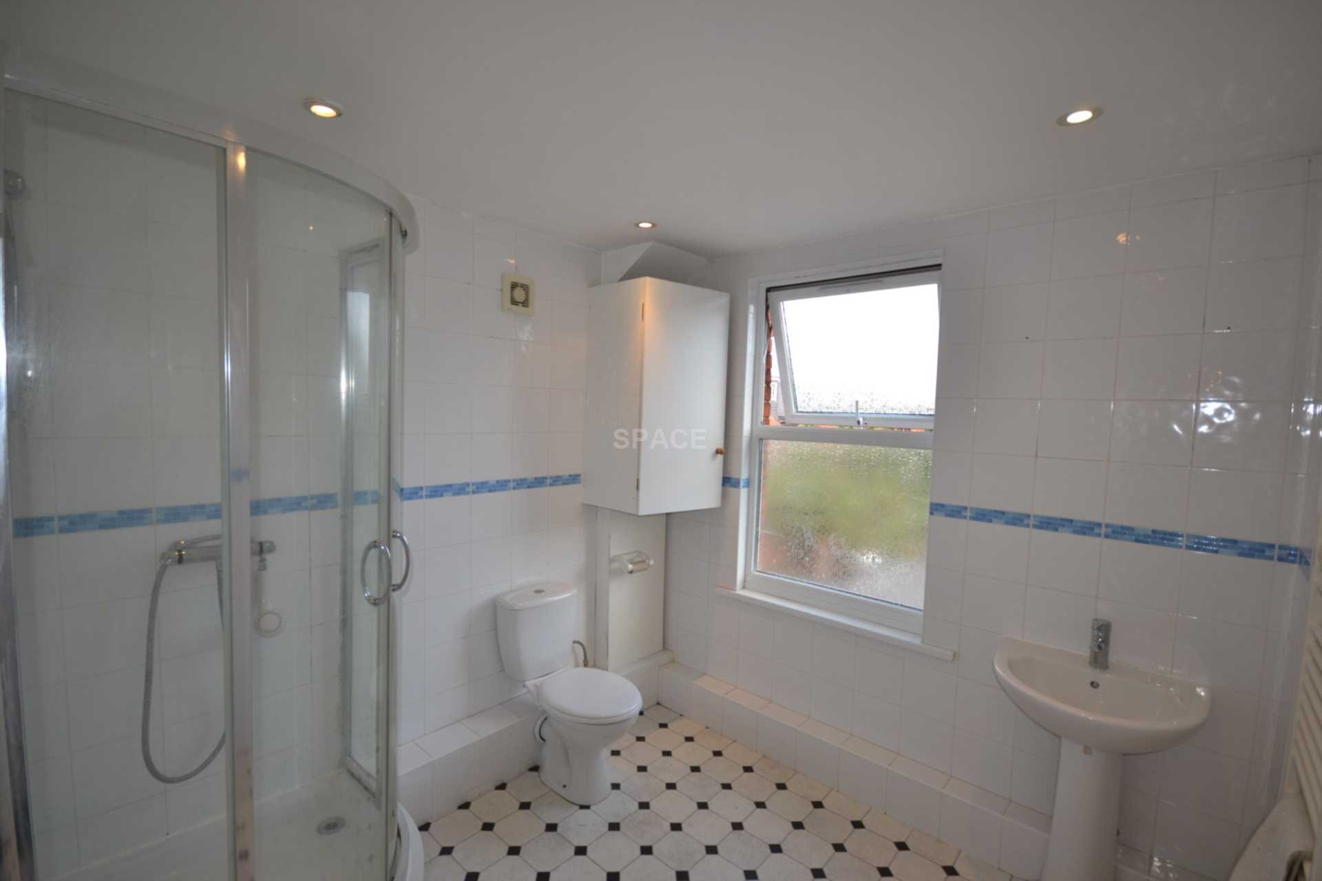 St Edwards Road, Earley, Reading, Berkshire, RG6 1NL, Image 8