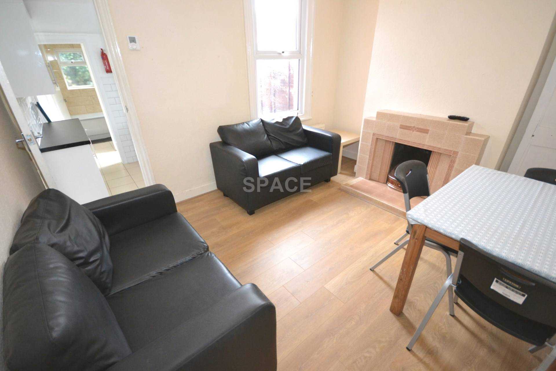 Cardigan Road, Reading, Berkshire, RG1 5QL, Image 3