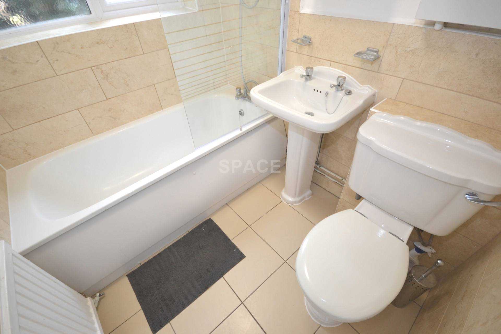 Cardigan Road, Reading, Berkshire, RG1 5QL, Image 5