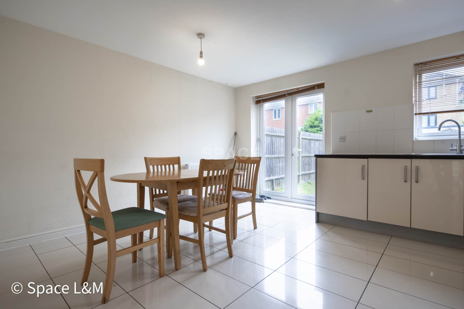 Regis Park Road, Reading, Berkshire, RG6 7AD, Image 4