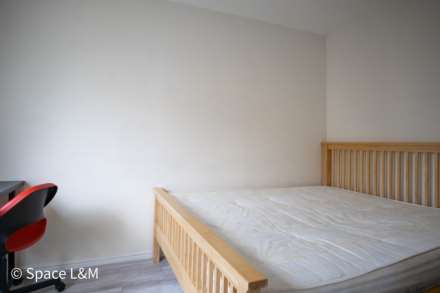 Regis Park Road, Reading, Berkshire, RG6 7AD, Image 10