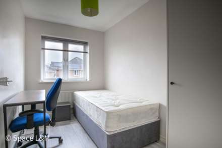 Regis Park Road, Reading, Berkshire, RG6 7AD, Image 14