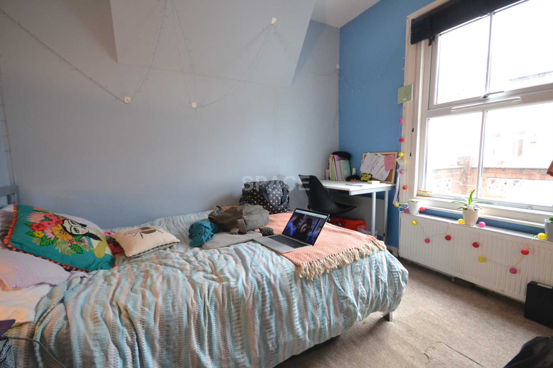 Blenheim Gardens, Reading, RG1 5QG, Image 2