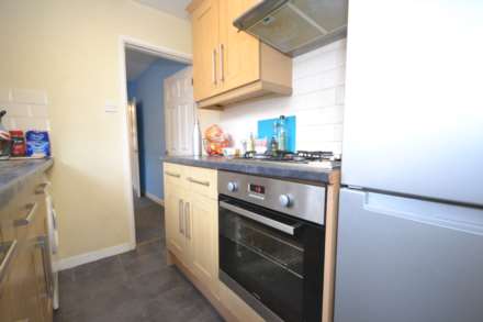 Blenheim Gardens, Reading, RG1 5QG, Image 4