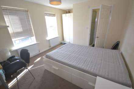 College Road, University, Reading, Berkshire, RG6 1QB, Image 7