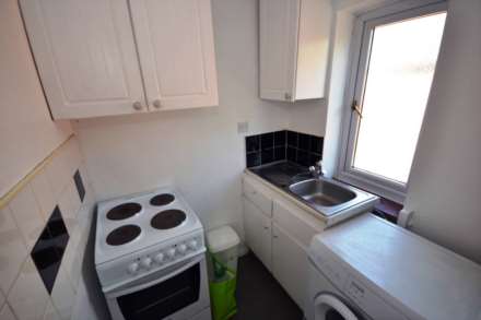 Alpha House Flats, Kendrick Road, Reading, Berkshire, RG1 5DU, Image 7