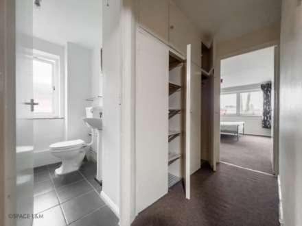 Alpha House Flats, Kendrick Road, Reading, Berkshire, RG1 5DU, Image 8
