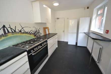 Swainstone Road, Reading, Berkshire, RG2 0DX, Image 2