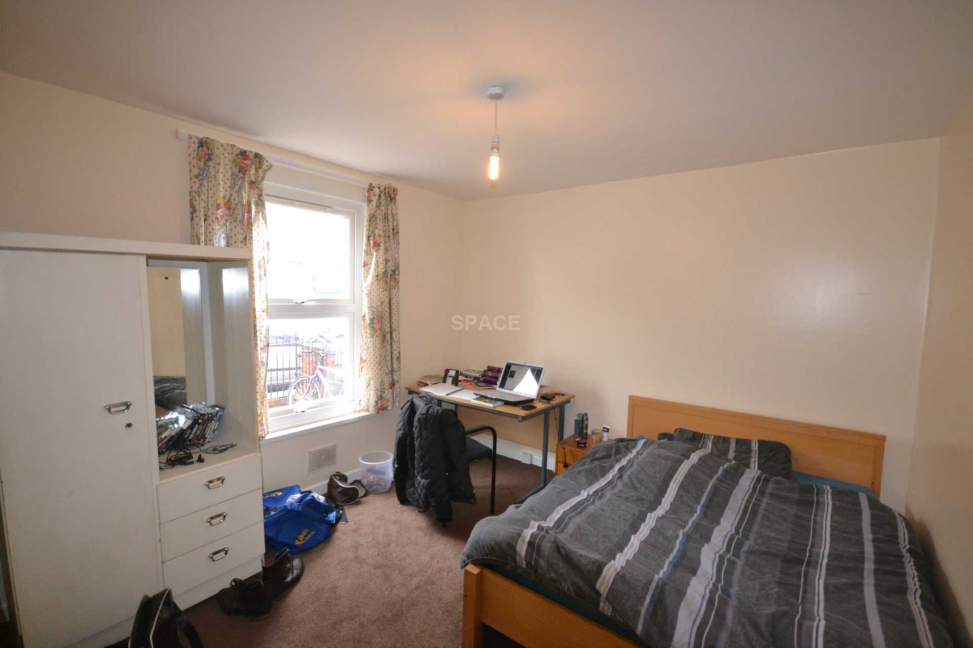 Blenheim Road, Reading, Berkshire, RG1 5NG, Image 1
