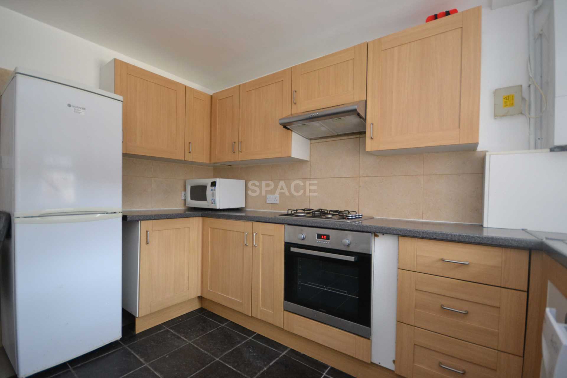 Blenheim Road, Reading, Berkshire, RG1 5NG, Image 2
