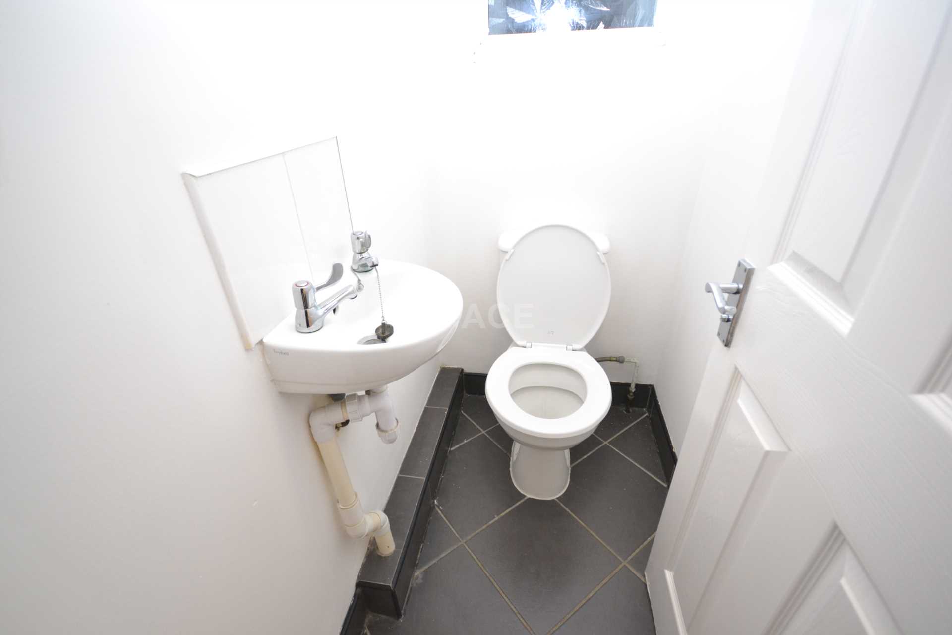 Grange Avenue, Reading, Berkshire, RG6 1DL, Image 11