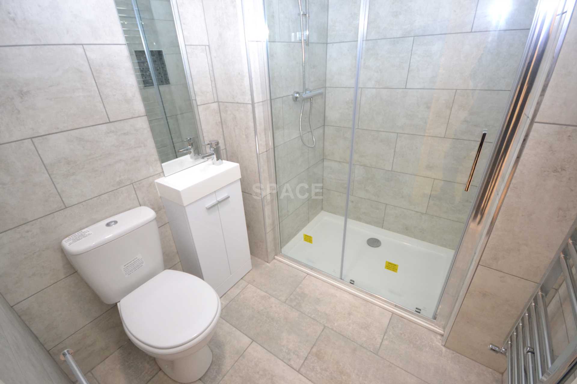 Grange Avenue, Reading, Berkshire, RG6 1DL, Image 3