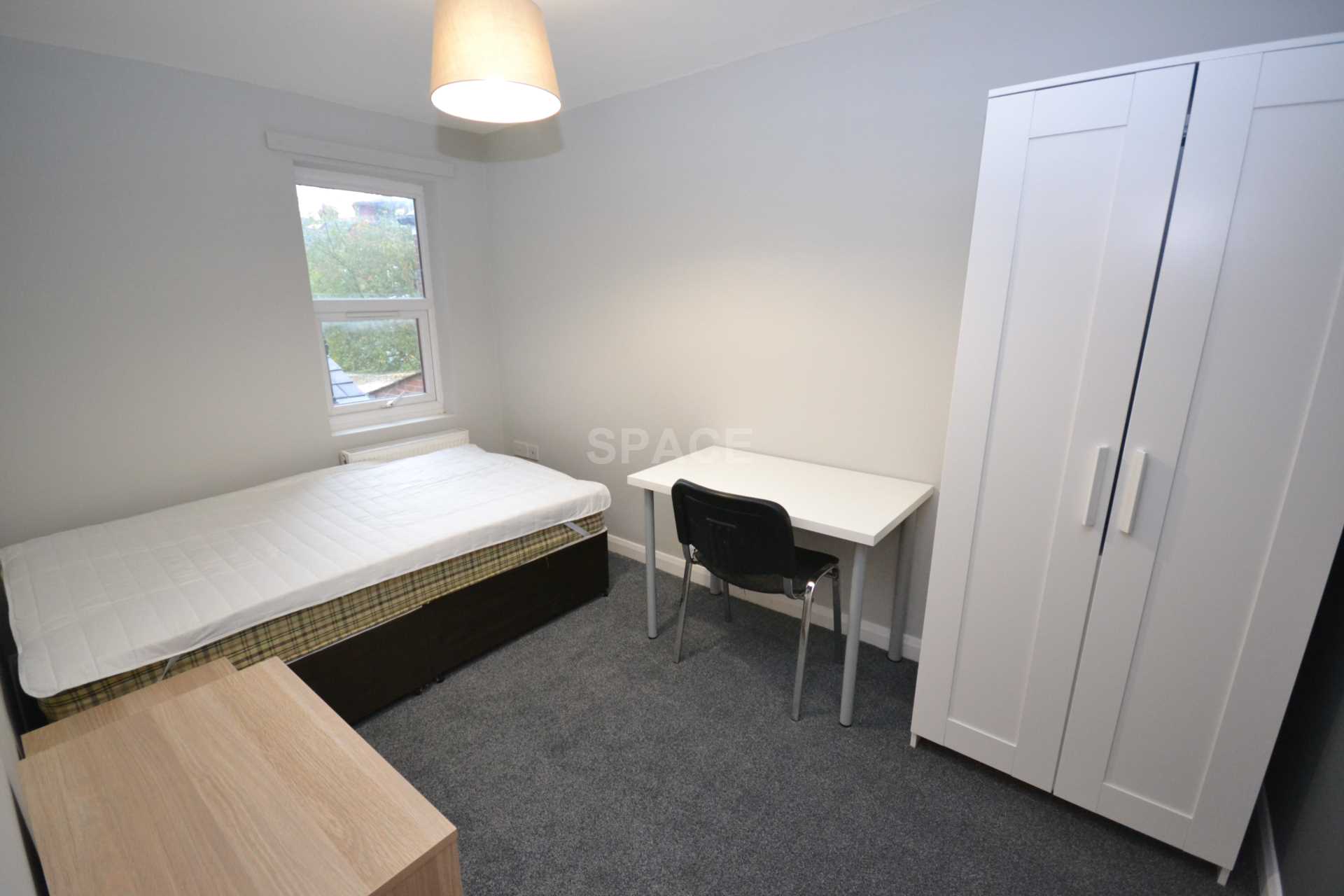 Grange Avenue, Reading, Berkshire, RG6 1DL, Image 8