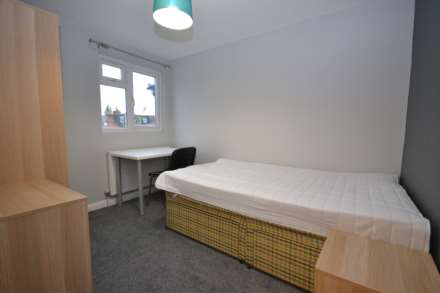 Grange Avenue, Reading, Berkshire, RG6 1DL, Image 12