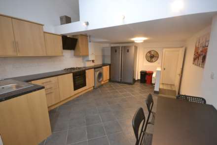 Grange Avenue, Reading, Berkshire, RG6 1DL, Image 6
