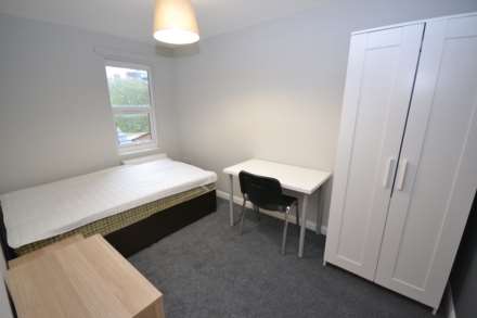 Grange Avenue, Reading, Berkshire, RG6 1DL, Image 8