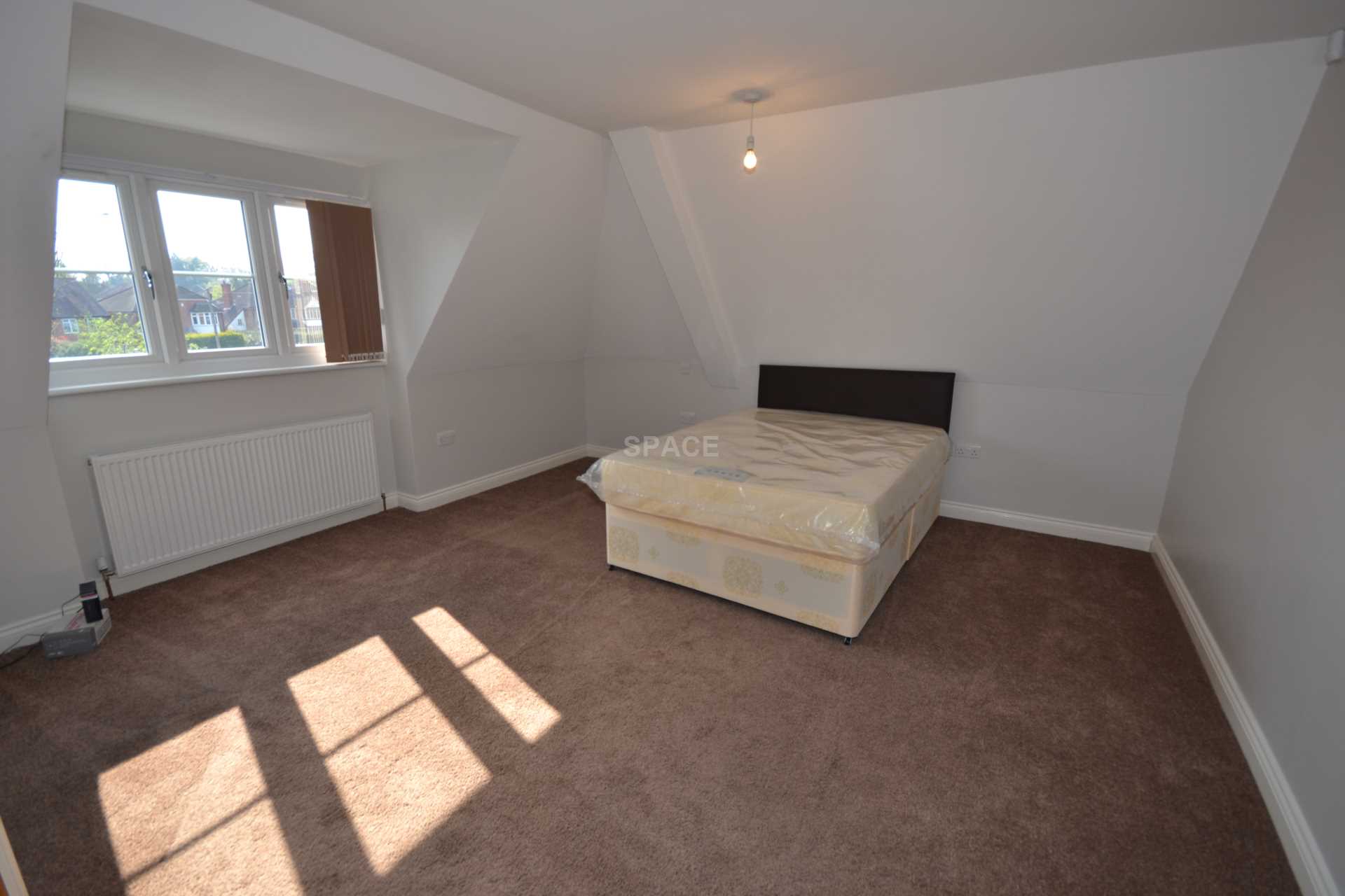 Cotehouse, Wokingham Road, Earley, Reading, Berkshire, RG6 7DU, Image 8