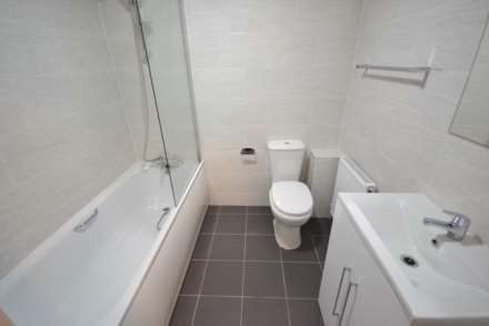 Cotehouse, Wokingham Road, Earley, Reading, Berkshire, RG6 7DU, Image 15