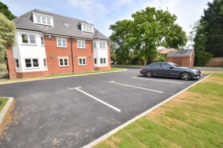 Cotehouse, Wokingham Road, Earley, Reading, Berkshire, RG6 7DU, Image 4