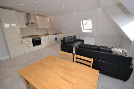 Cotehouse, Wokingham Road, Earley, Reading, Berkshire, RG6 7DU, Image 6