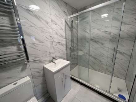 Grange Avenue, Reading, Berkshire, RG6 1DJ, Image 12