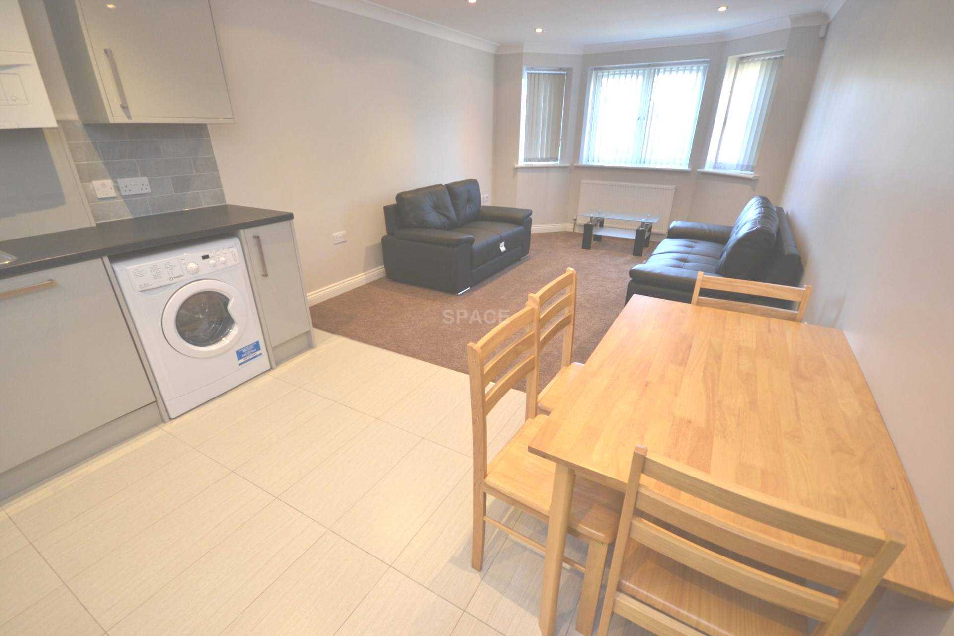 Cotehouse, Wokingham Road, Earley, Reading, Berkshire, RG6 7DU, Image 9