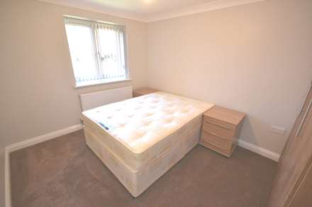 Cotehouse, Wokingham Road, Earley, Reading, Berkshire, RG6 7DU, Image 4