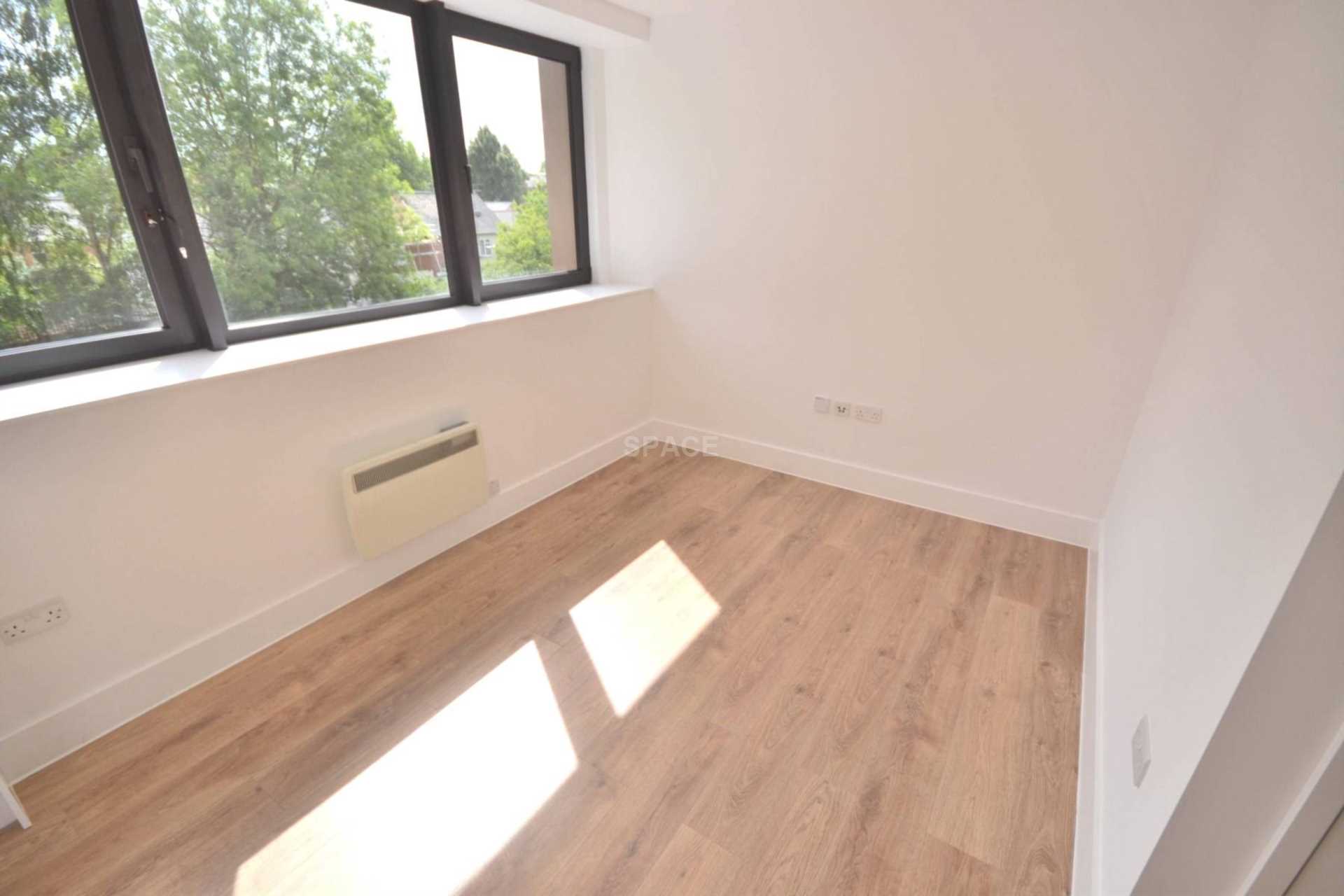 Hanover House, Kings Road, Reading, Berkshire, RG1 4NN, Image 2