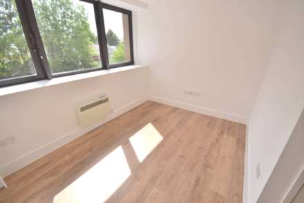 Hanover House, Kings Road, Reading, Berkshire, RG1 4NN, Image 2