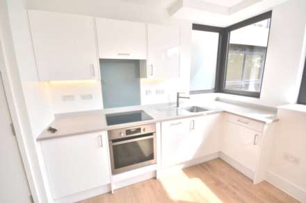 Hanover House, Kings Road, Reading, Berkshire, RG1 4NN, Image 4