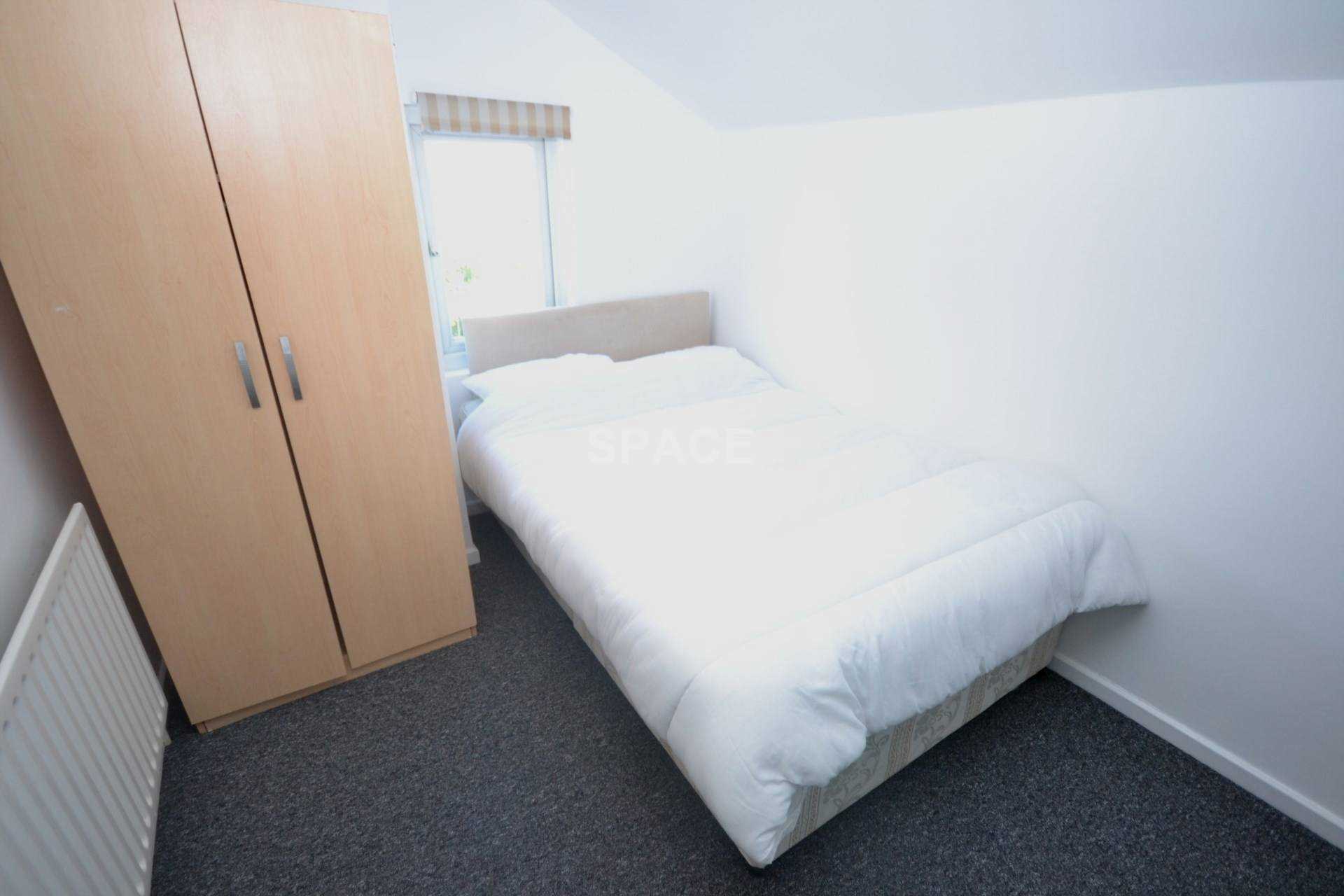 Donnington Road, University, Reading, Berkshire, RG1 5NE, Image 6