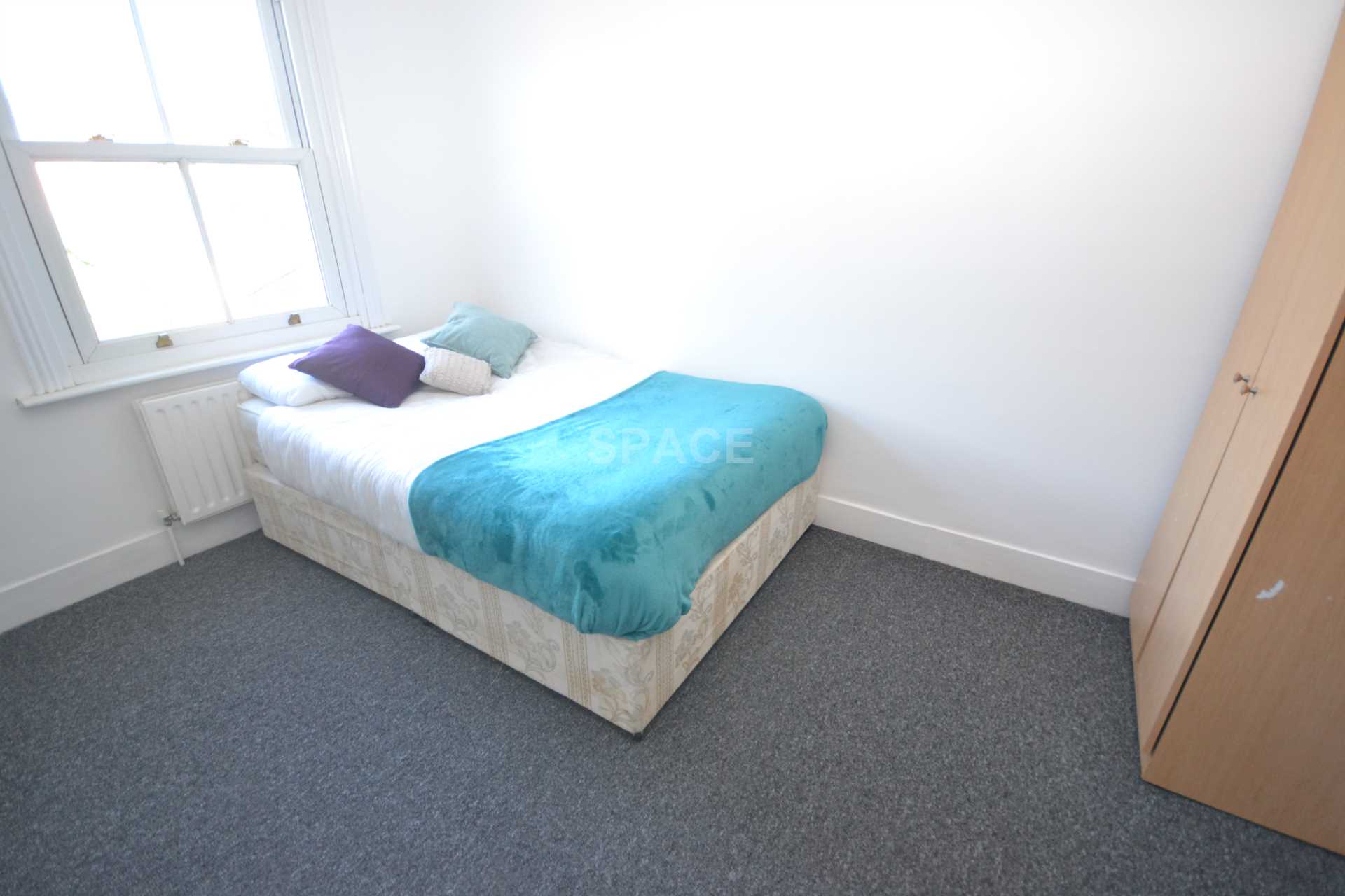 Donnington Road, University, Reading, Berkshire, RG1 5NE, Image 7