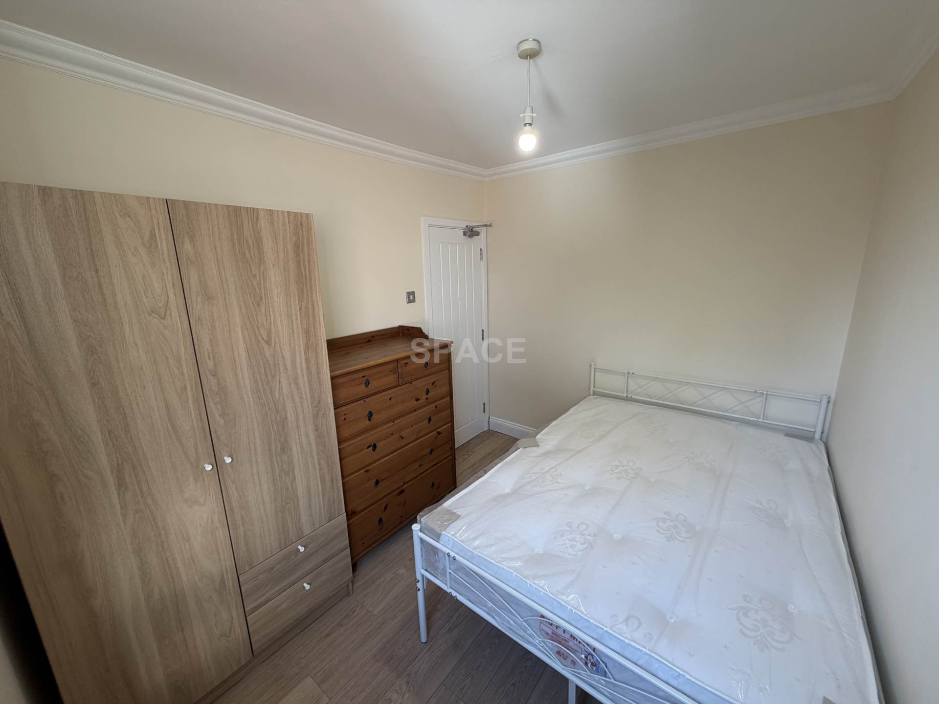 Wykeham Road, University, Reading, Berkshire, RG6 1PN, Image 7