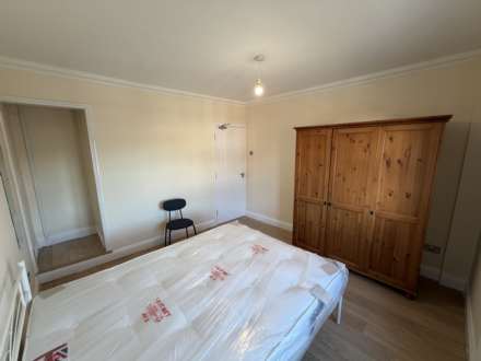 Wykeham Road, University, Reading, Berkshire, RG6 1PN, Image 8