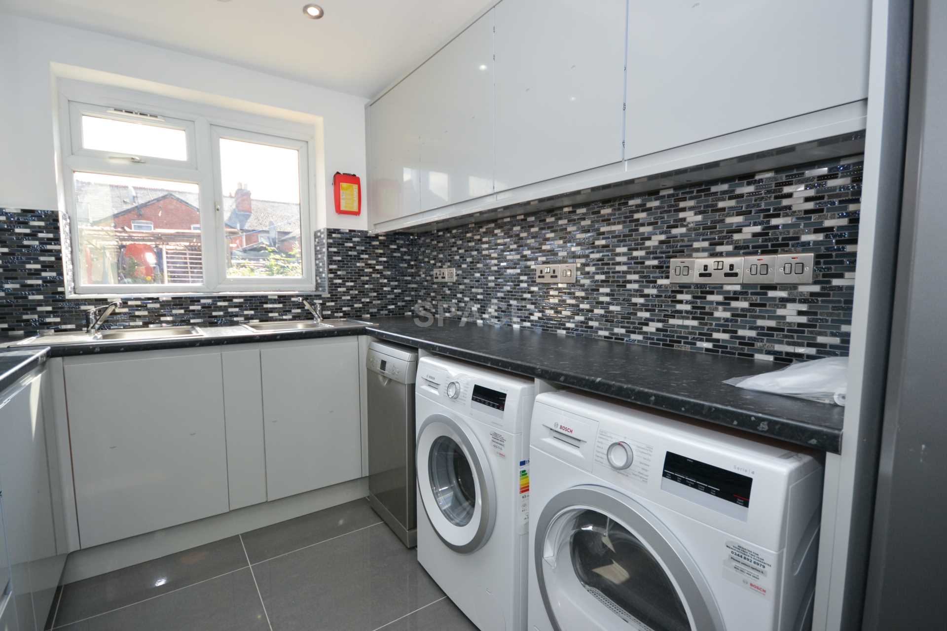 Norris Road, Reading, Berkshire,  RG6 1NJ, Image 2