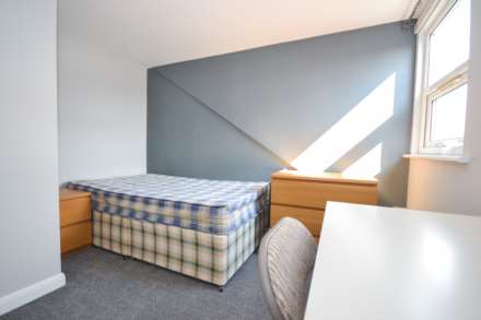 Norris Road, Reading, Berkshire,  RG6 1NJ, Image 17