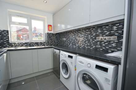 Norris Road, Reading, Berkshire,  RG6 1NJ, Image 2