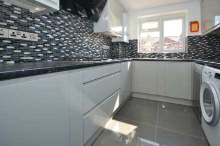 Norris Road, Reading, Berkshire,  RG6 1NJ, Image 4