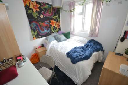Grange Avenue, Reading, Berkshire, RG6 1DL, Image 9