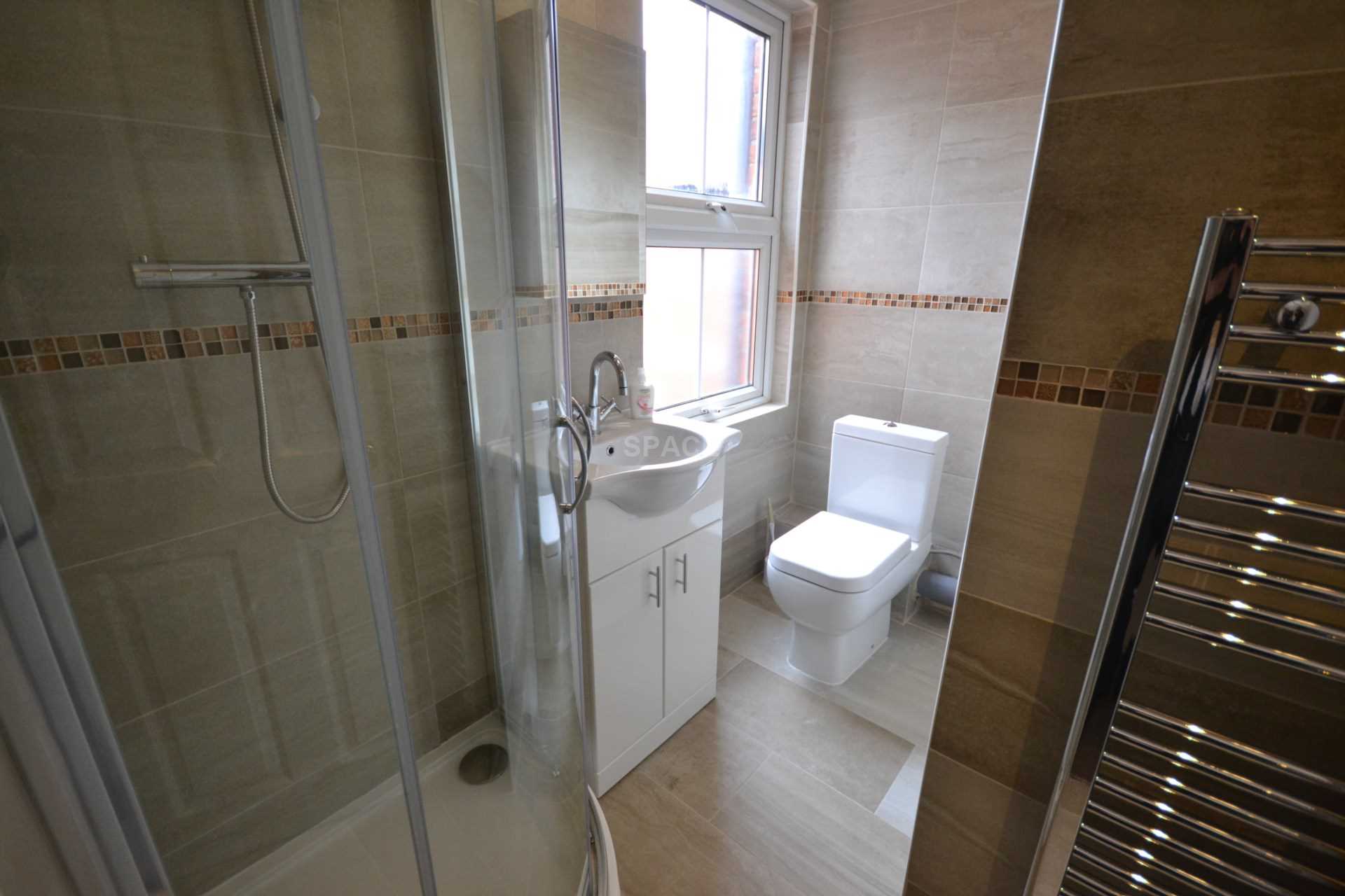 St Edwards Road, Reading, Berkshire, RG6 1NL, Image 5