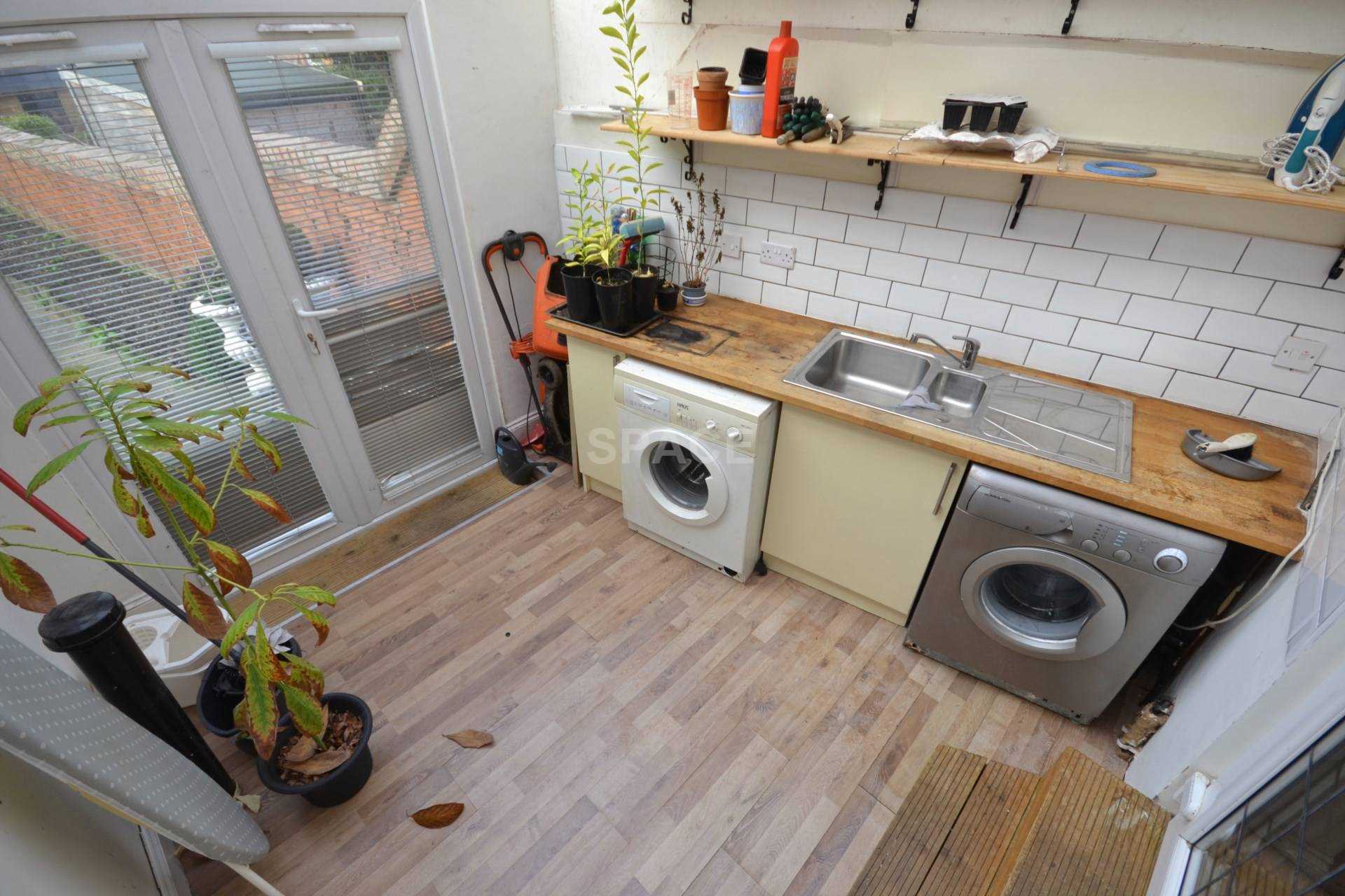 Wykeham Road, Reading, RG6 1NR, Image 5