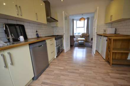 Wykeham Road, Reading, RG6 1NR, Image 4