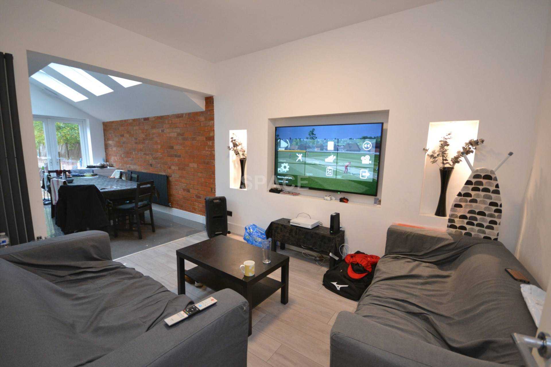 Donnington Road, Reading, Berkshire, RG1 5ND, Image 1