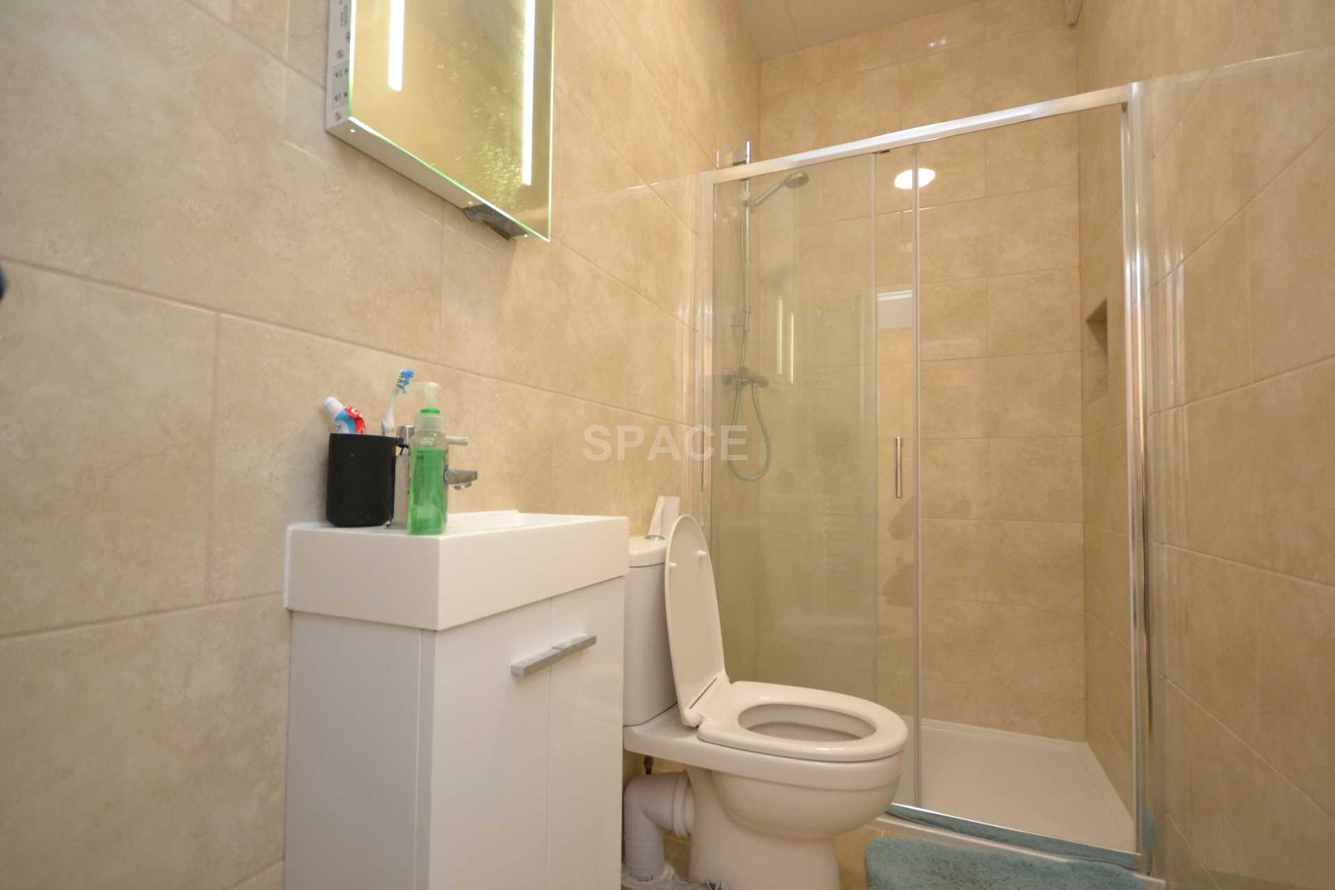 Donnington Road, Reading, Berkshire, RG1 5ND, Image 3