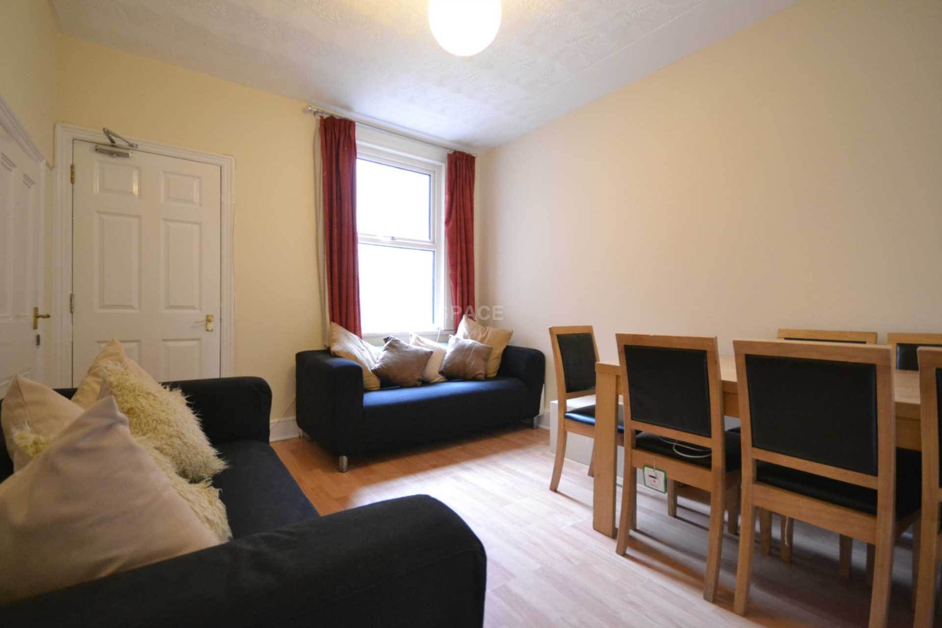 Grange Avenue, Earley, Reading, Berkshire, RG6 1DJ, Image 2