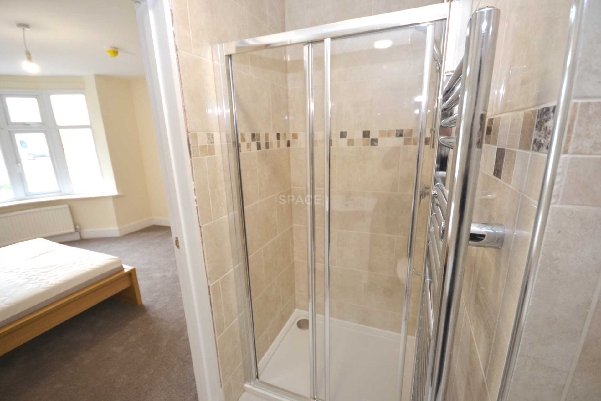 Church Road, Reading, Berkshire, RG6 1HW - Room 2, Image 2