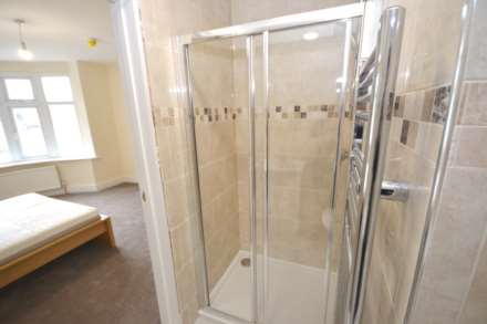 Church Road, Reading, Berkshire, RG6 1HW - Room 2, Image 2