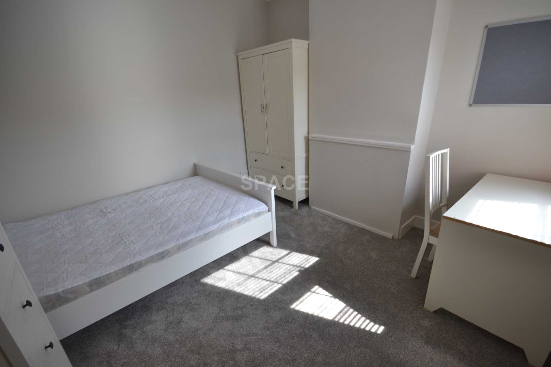St. Bartholomews Road, Reading, Image 11