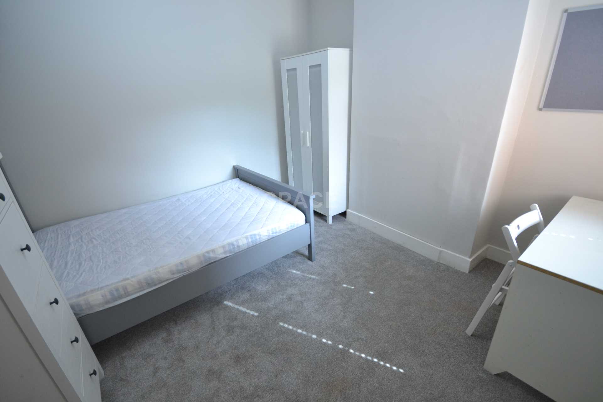 St. Bartholomews Road, Reading, Image 3